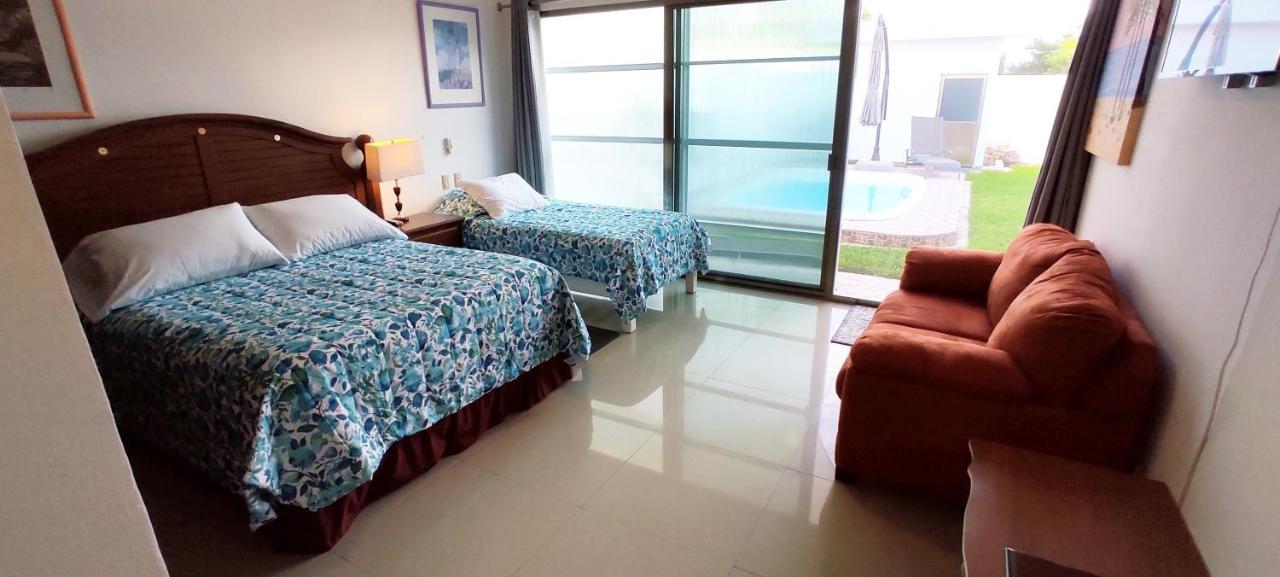 Casa Abril Cozzy Suites Канкун Экстерьер фото