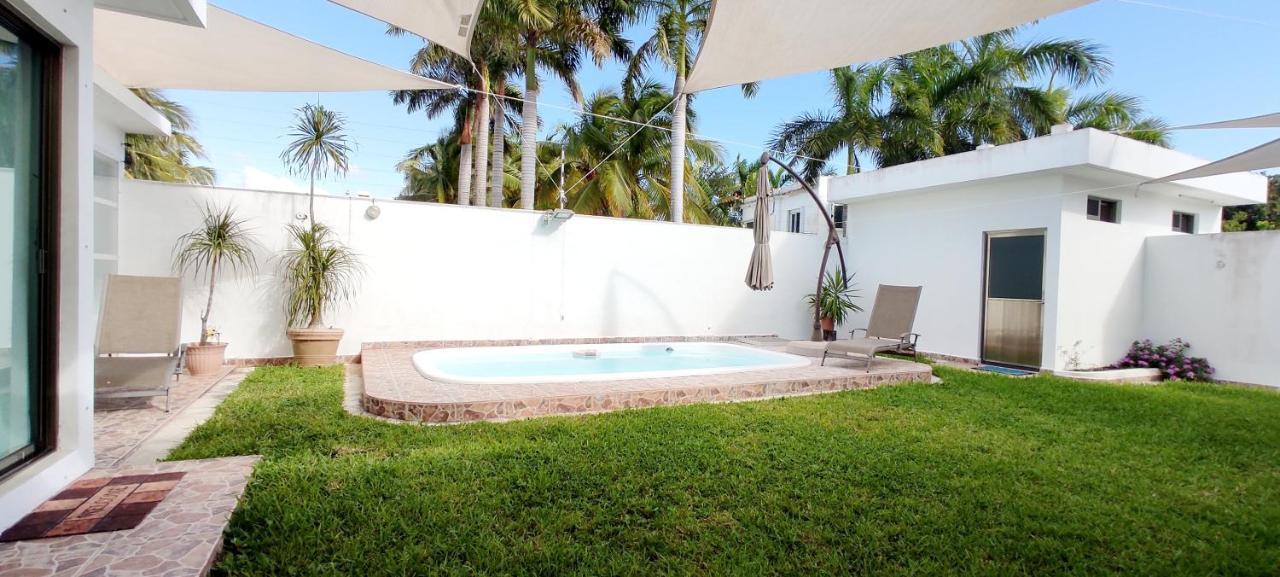 Casa Abril Cozzy Suites Канкун Экстерьер фото