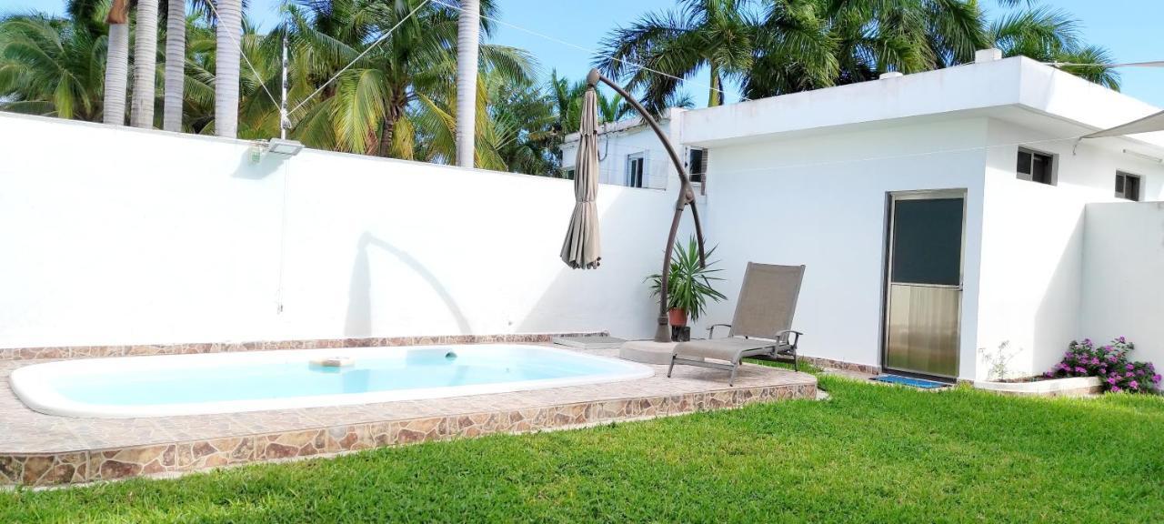 Casa Abril Cozzy Suites Канкун Экстерьер фото